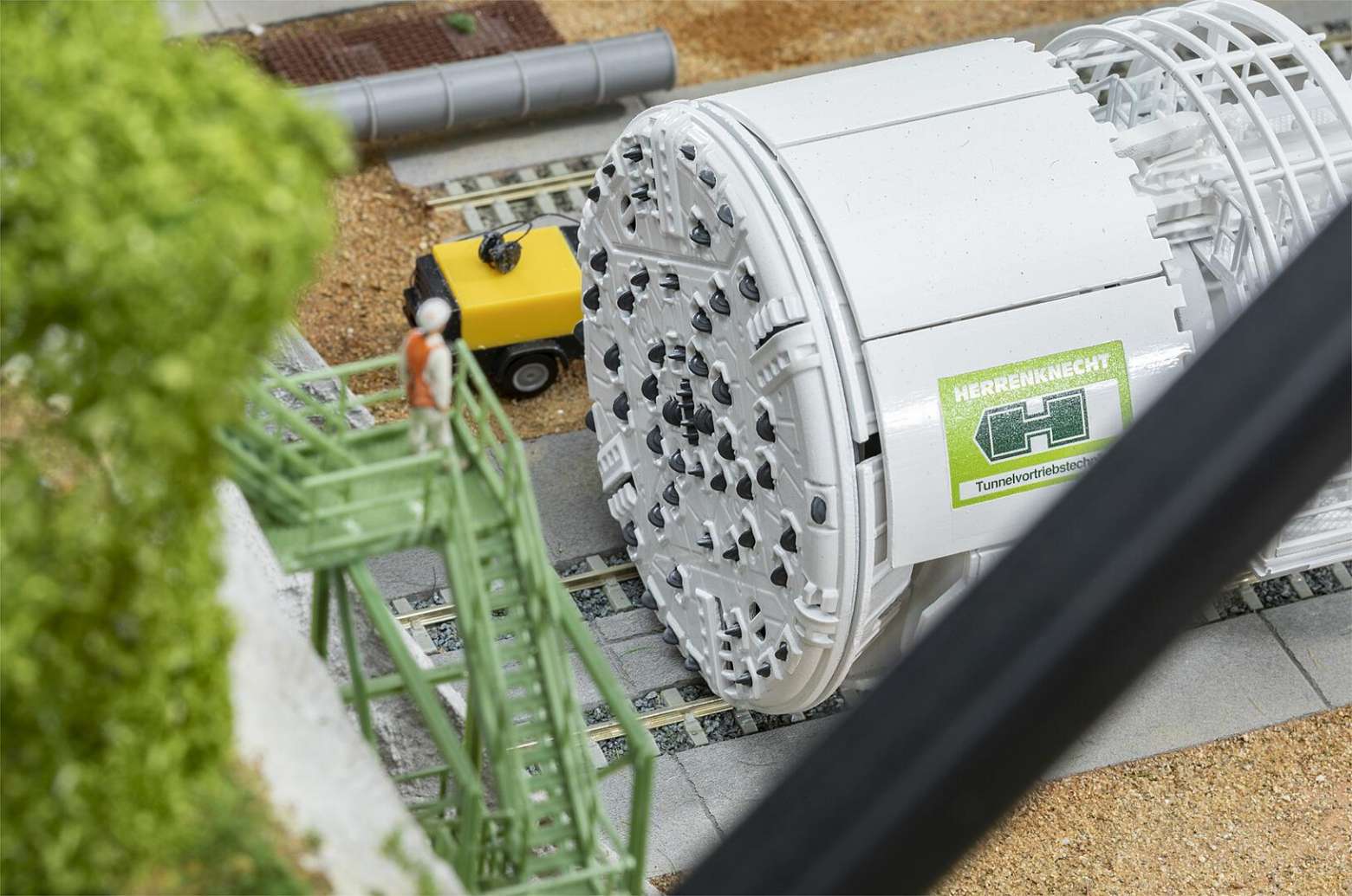 Gripper Tbm Tunnel Boring Machine Busy World Of Business Miniature